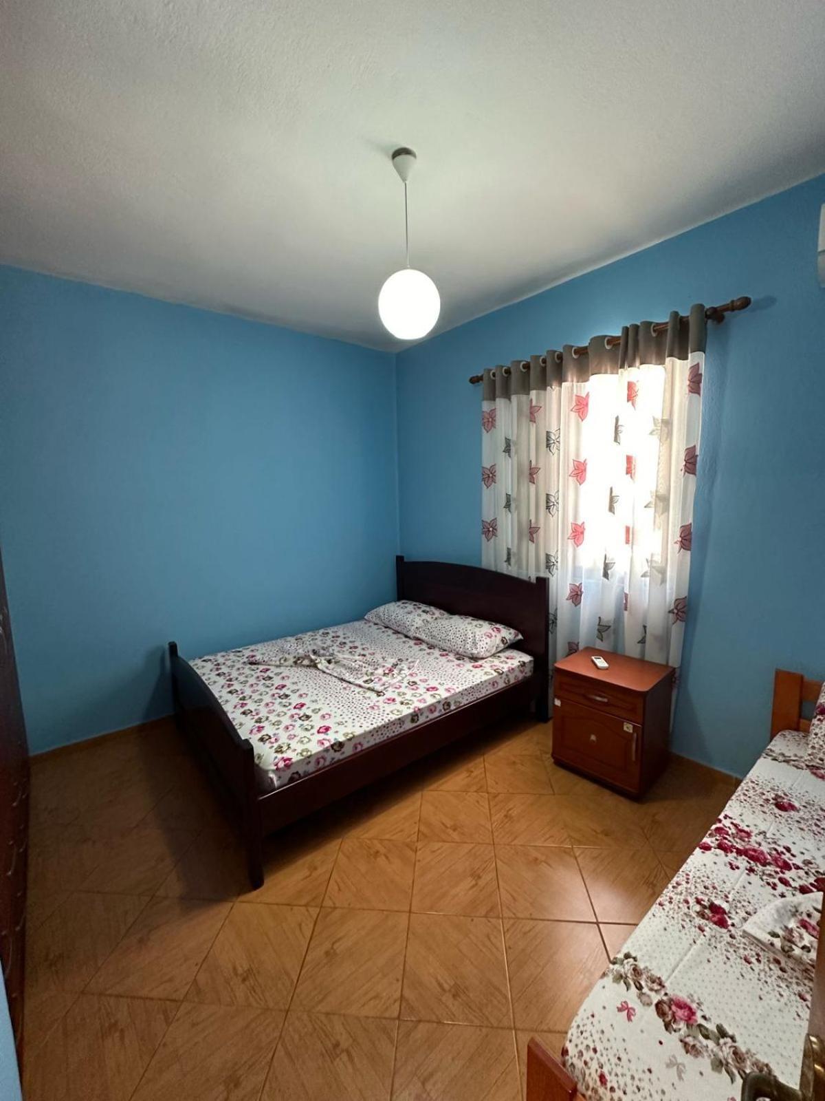 Evelina Ernild Rooms Sarande Bagian luar foto